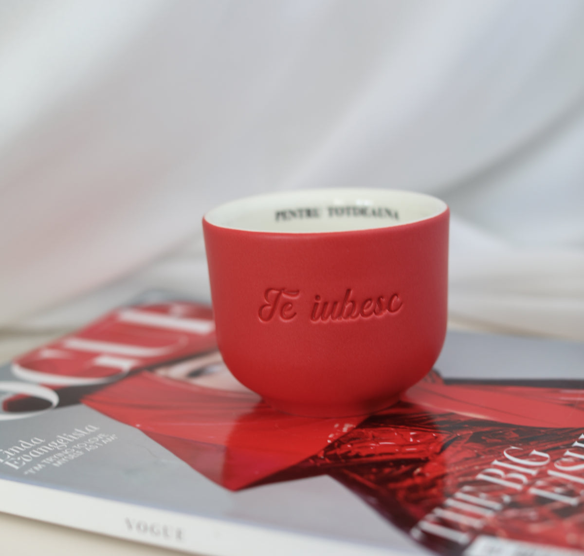 Cana Cappuccino rosu TE IUBESC