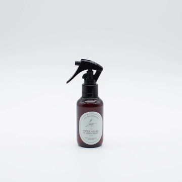 Parfum auto cu pulverizator – Piper Negru și Cardamom (100 ml)